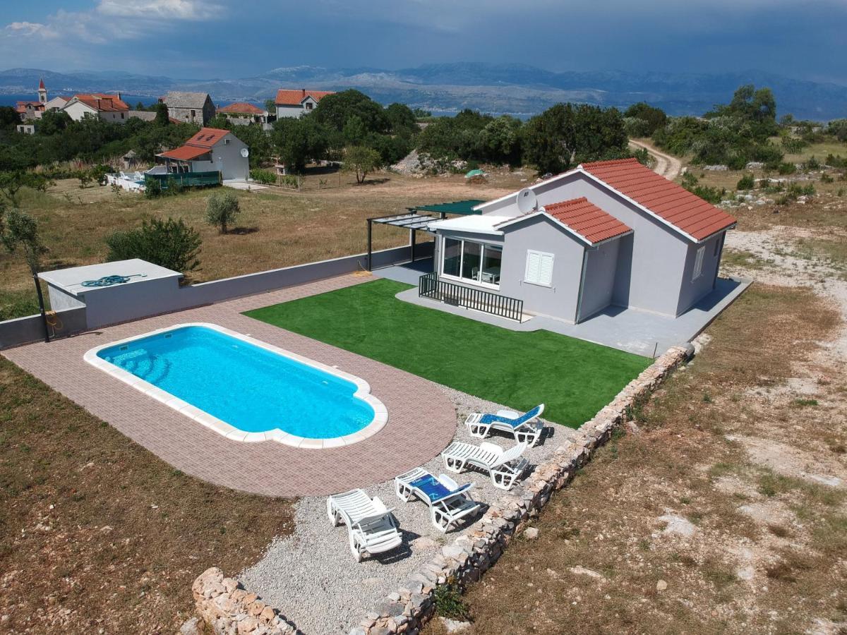 Nane Garden House With Heated Pool Mirce Exterior foto