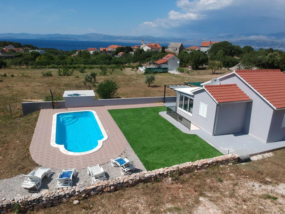 Nane Garden House With Heated Pool Mirce Exterior foto